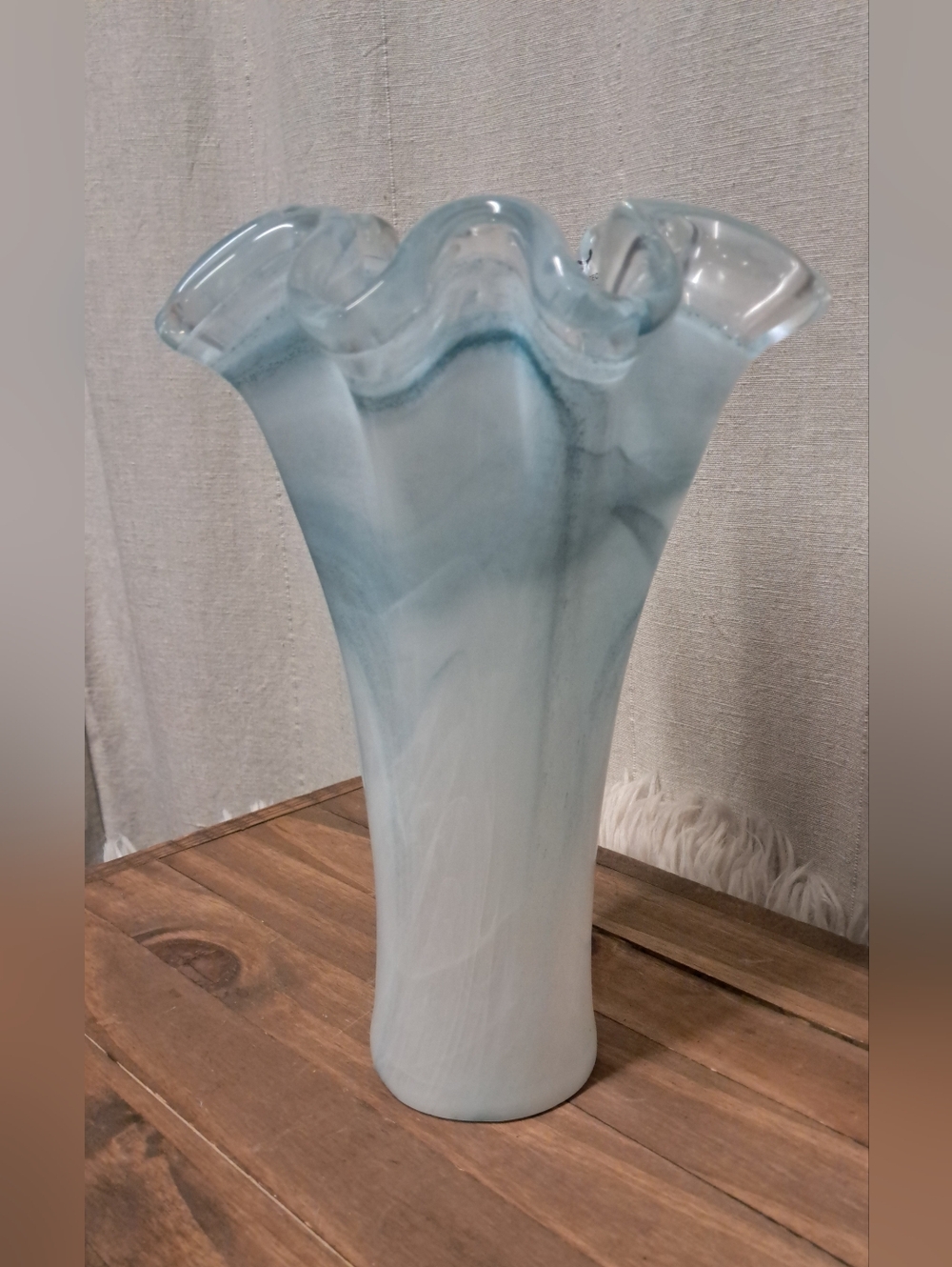 Murano 10" Art Glass Vase - Picture 7 of 9